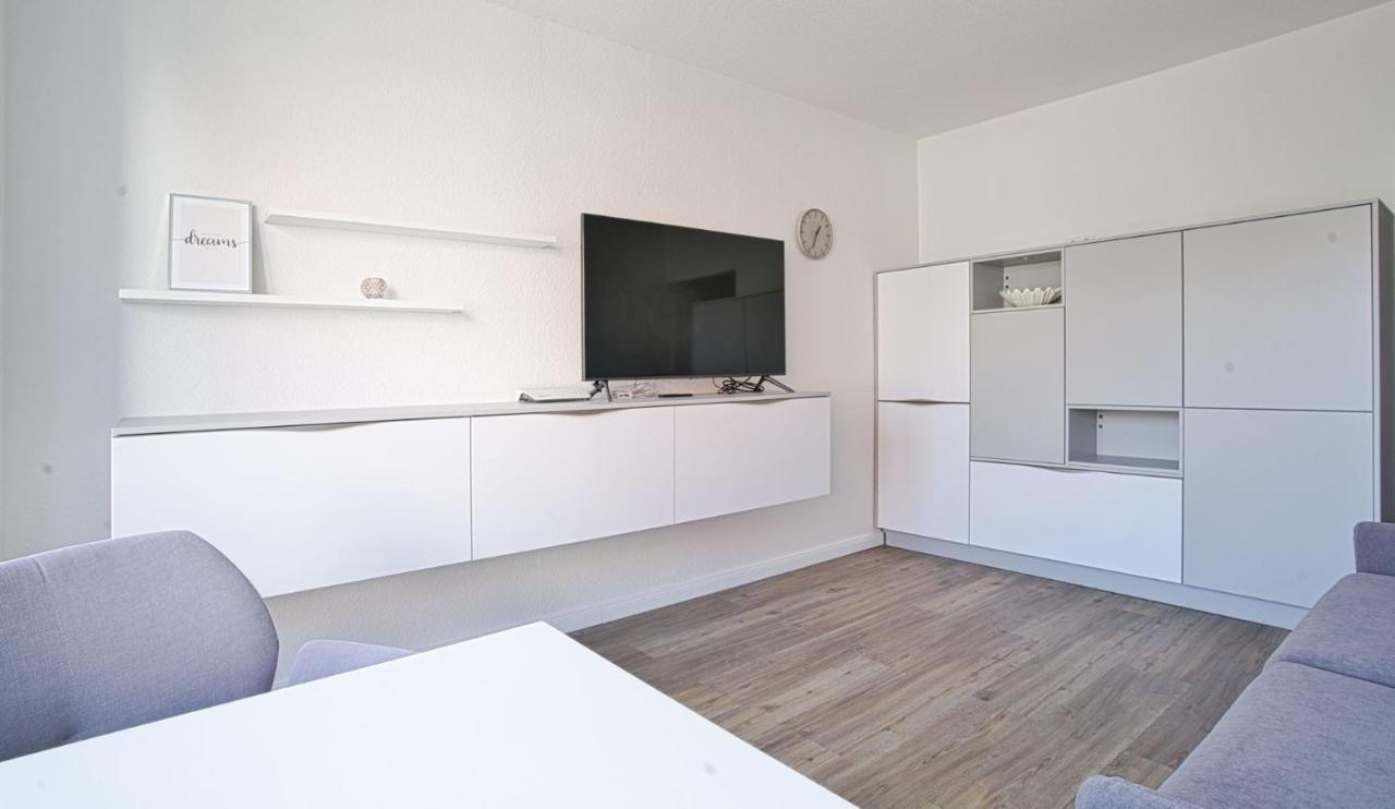Seepferdchen - Kuscheliges Apartment Mit Meerblick-Balkon Вангероге Экстерьер фото
